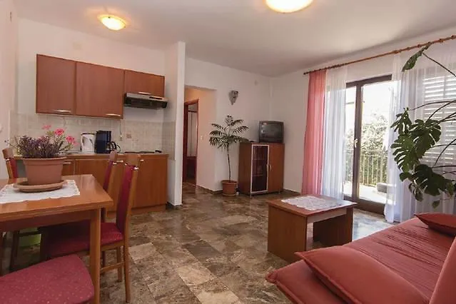 Apartments Pavlovic Pula