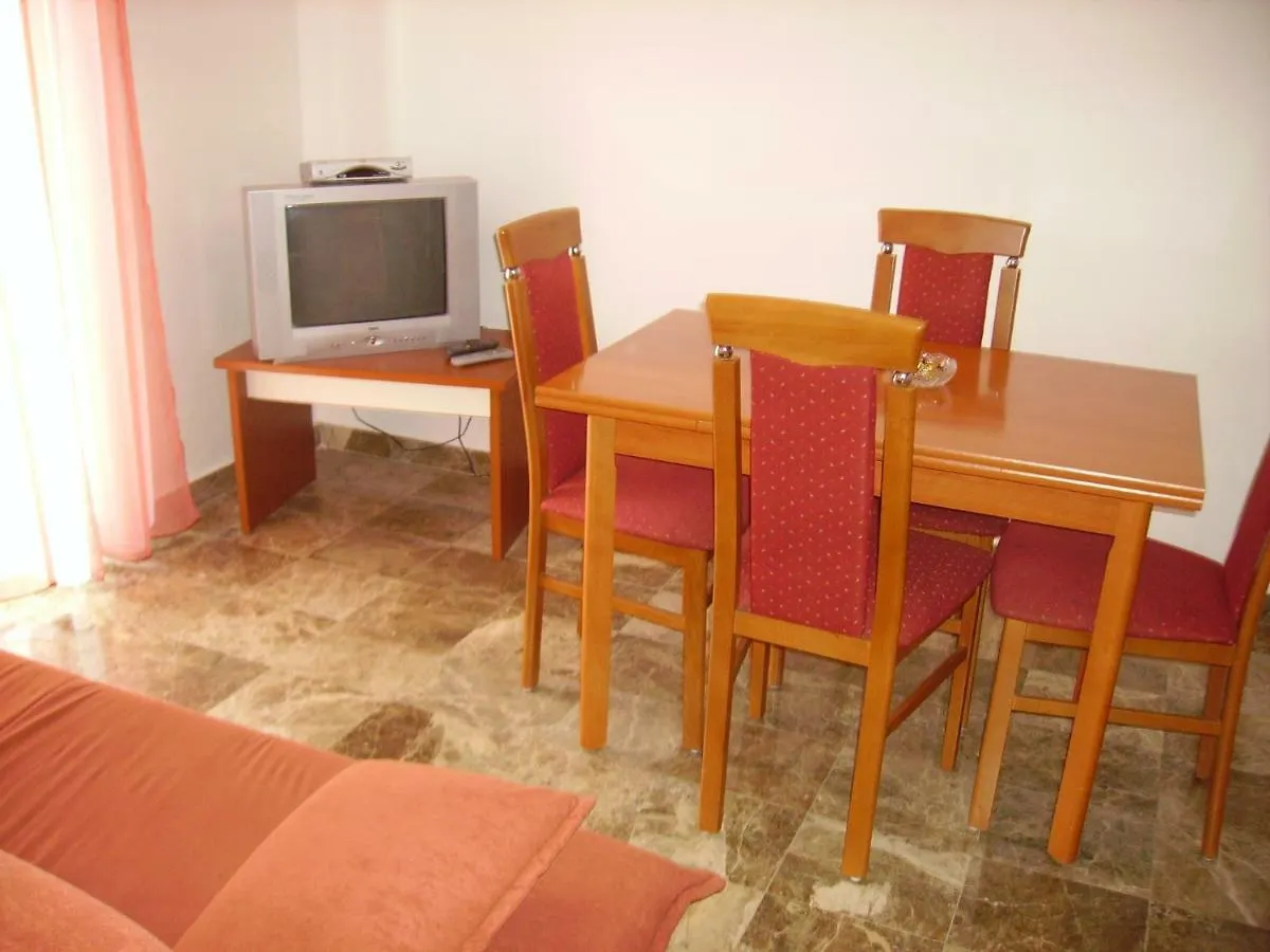 Apartments Pavlovic Pula 0*,
